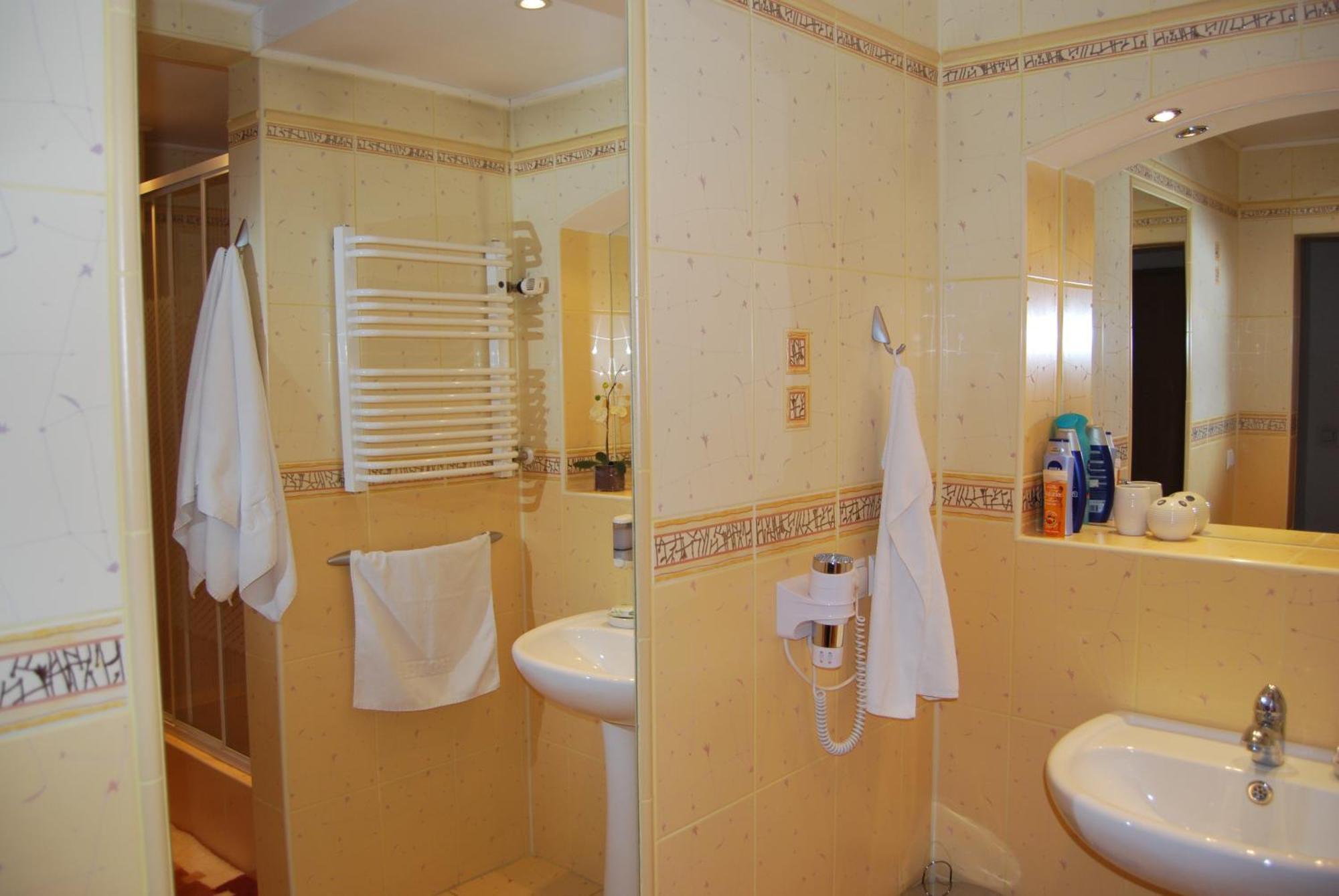 Hotel W Dobieszkowie Stryków Chambre photo