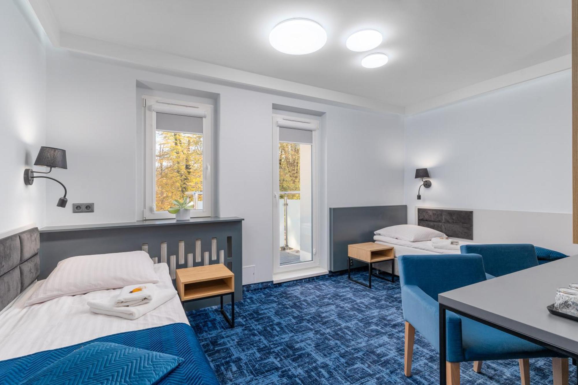 Hotel W Dobieszkowie Stryków Extérieur photo